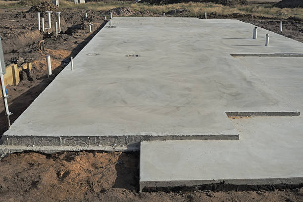 Best Best Concrete Contractor  in Laingsburg, MI